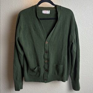 John Laing Made in Scotland 100% Geelong Lambswool Green Cardigan Sweater Sz 46